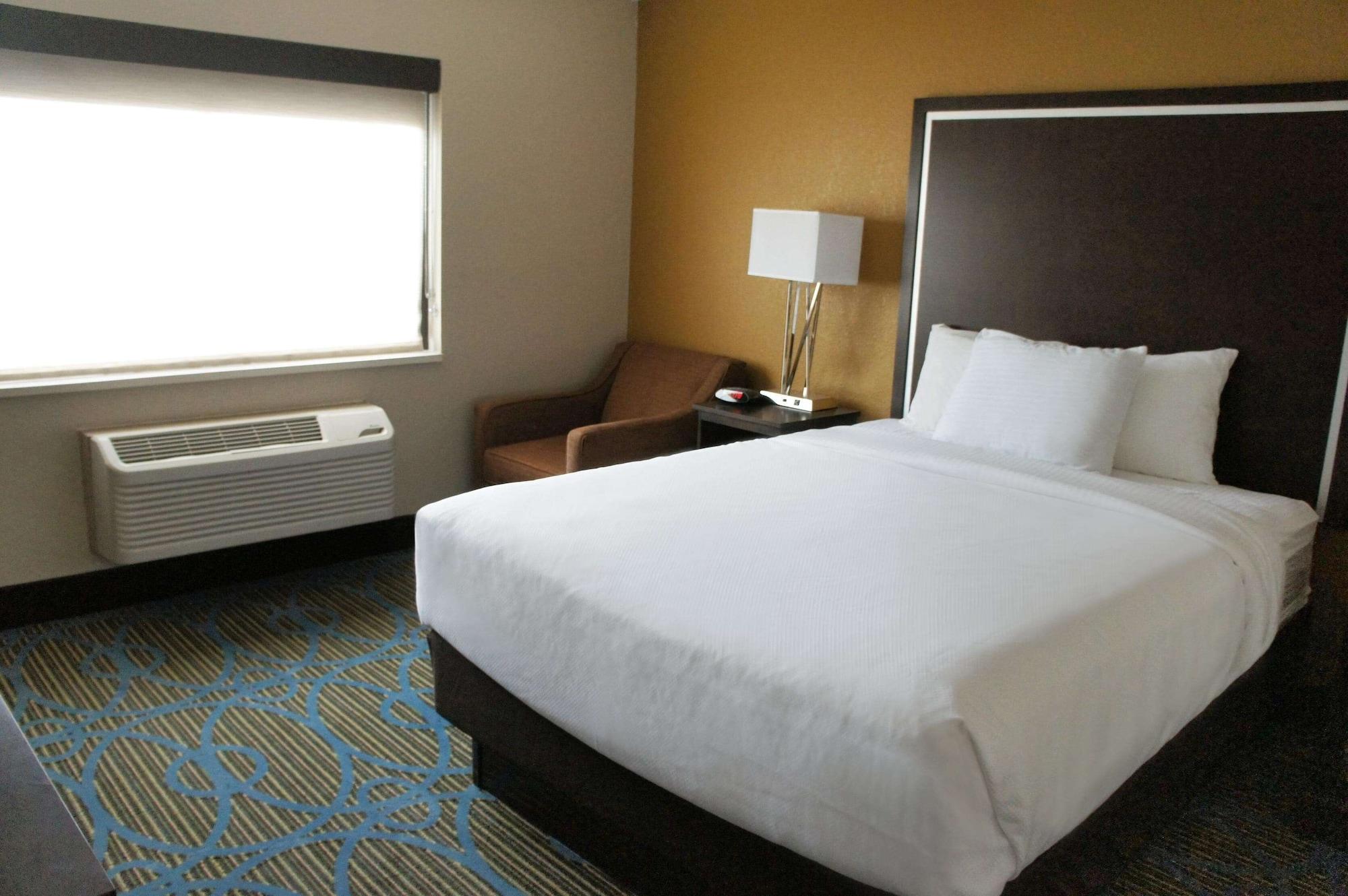 La Quinta By Wyndham Emporia Hotel Eksteriør billede