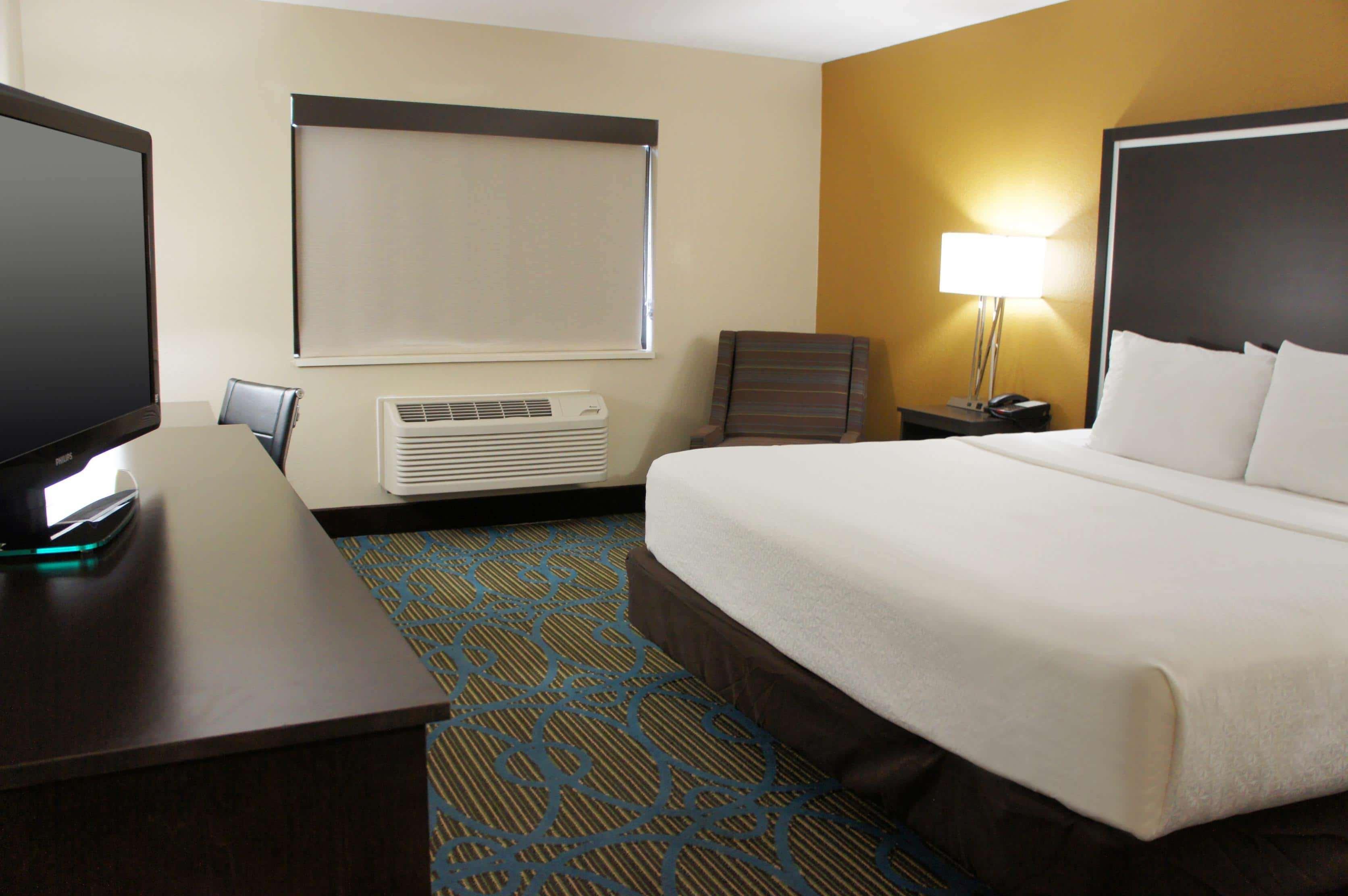 La Quinta By Wyndham Emporia Hotel Eksteriør billede